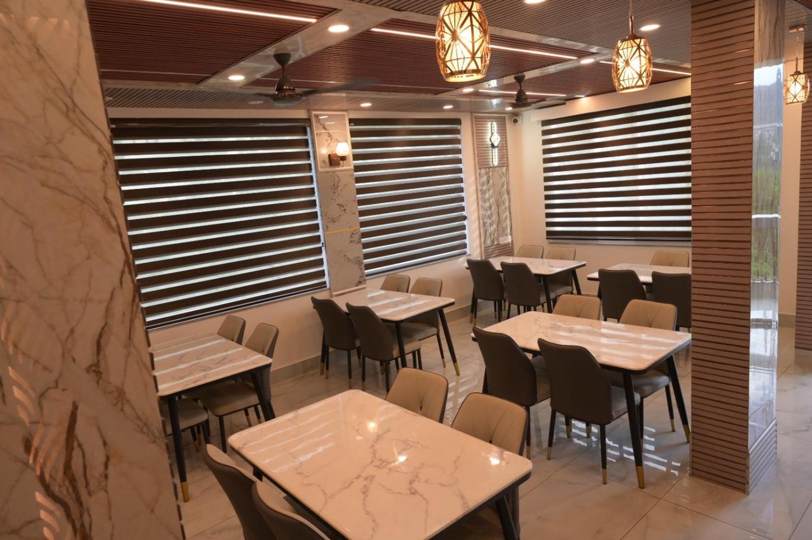 Hotel Udit Inn Rudraprayāg Dış mekan fotoğraf