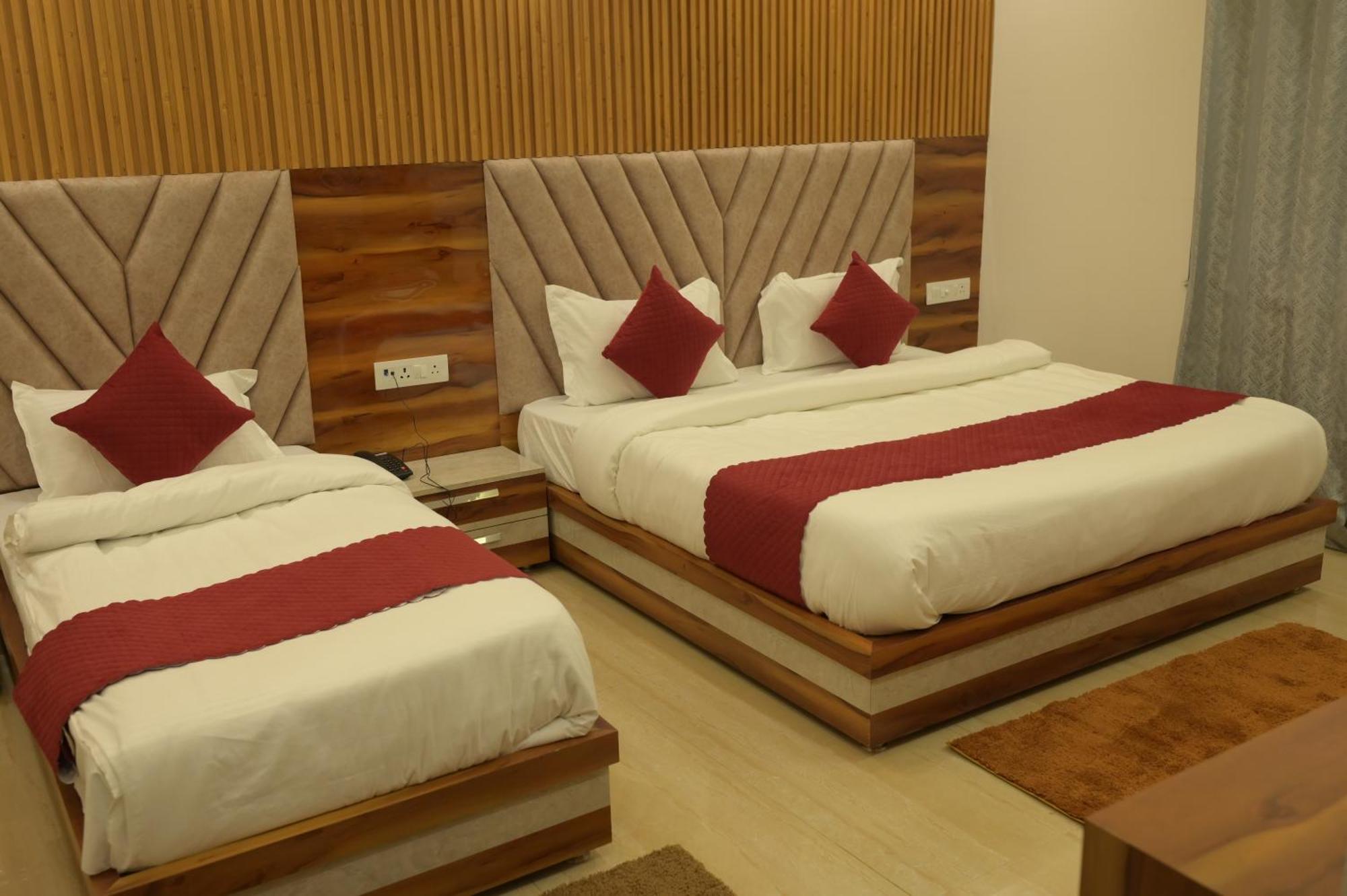 Hotel Udit Inn Rudraprayāg Dış mekan fotoğraf